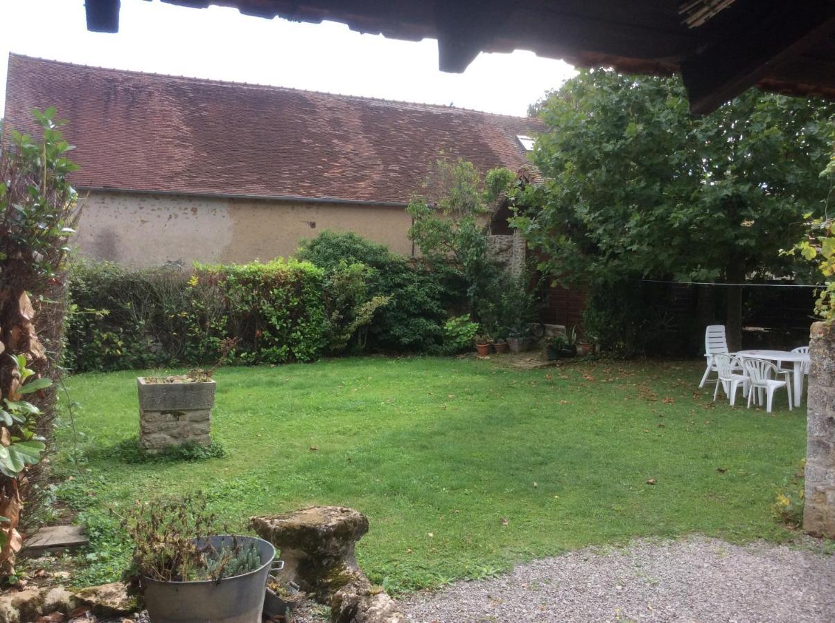 Contesdunegrandmere Villa Orsennes Exterior photo